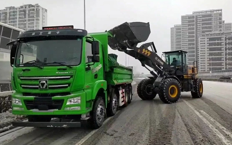 除雪保通顺，KY开元汽车在行动