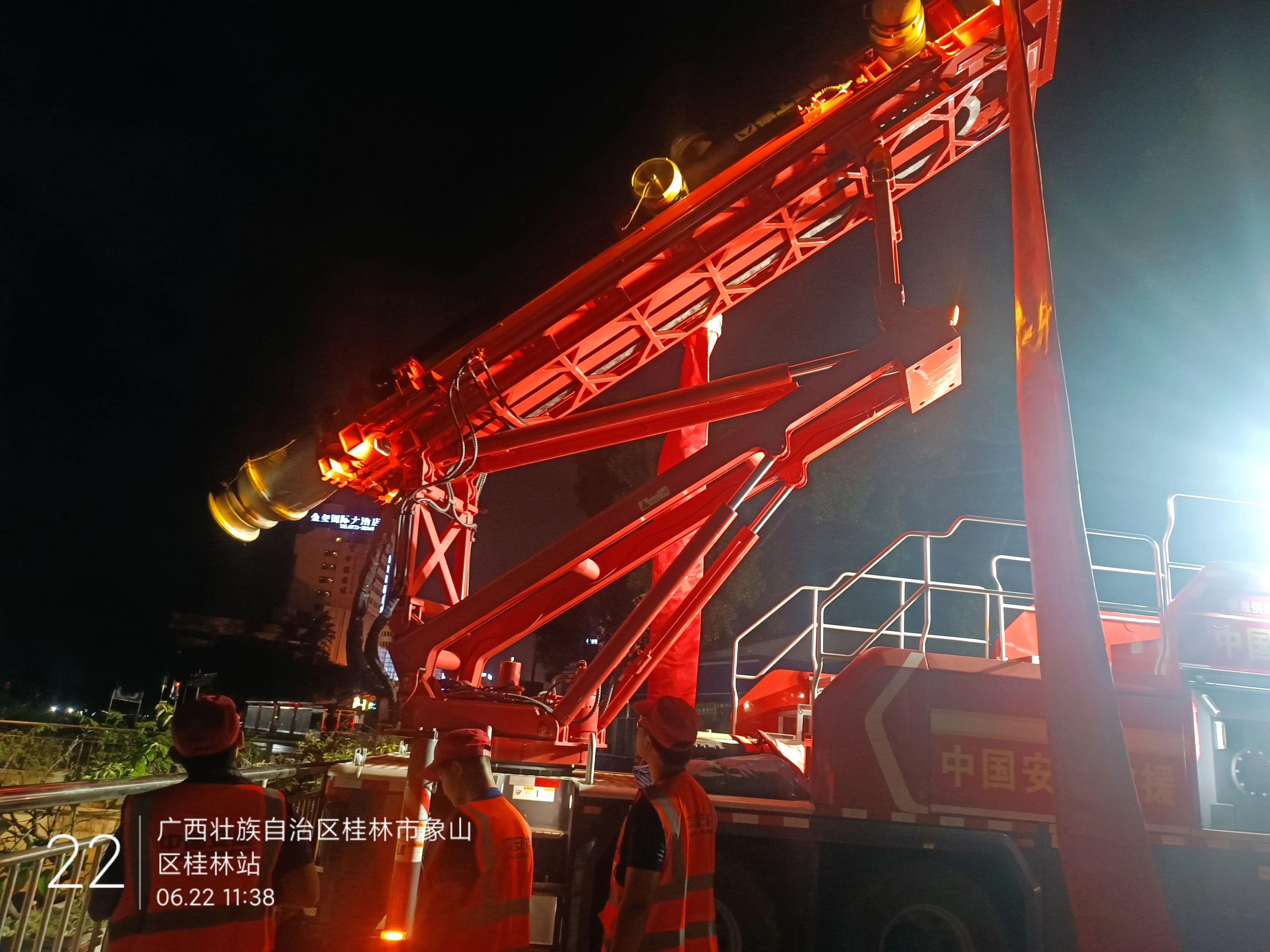 白银洪水！KY开元多台排涝应急设备全力迎战!