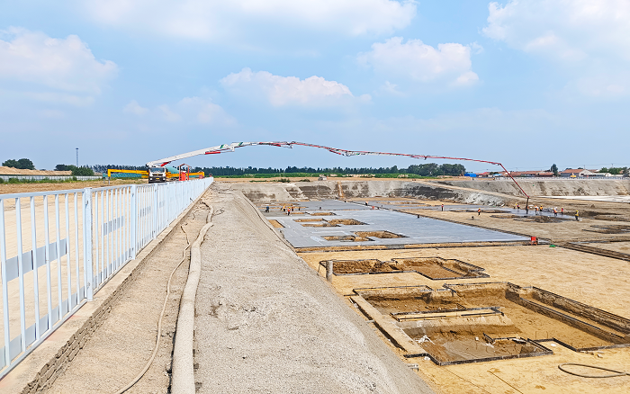 KY开元大米数泵车助建陵城物流园 构筑民生工程新引擎